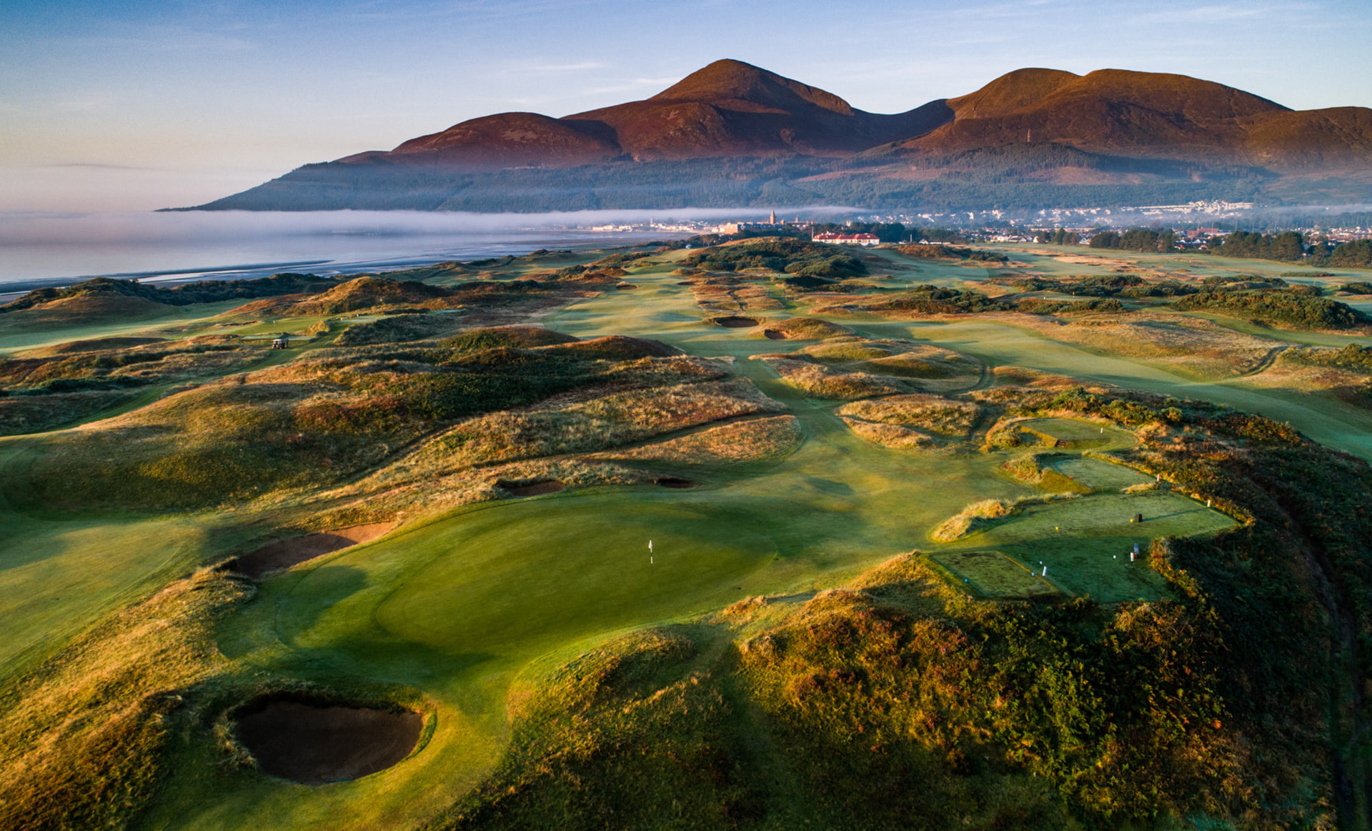 Royal County Down links with the Mourne Mountains behind